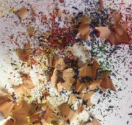 Farbstaub auf weißem Untergrund